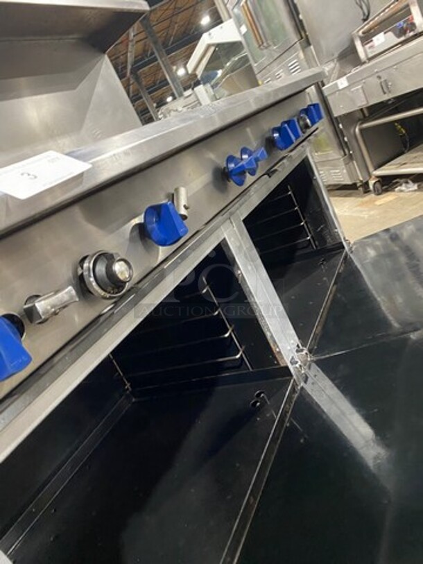 All Satinless Steel! Commercial Natural Gas Powered 10 Burner Stove! With Raised Back Splash! With 2 Full Size Oven Underneath! All Stainless Steel! - Image 9 of 10