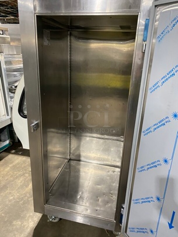 Victory Commercial Single Door Reach In Freezer! All Stainless Steel! On Caster! Model: FS1DS7EW SN: D0746821 115V 60HZ 1 Phase - Image 5 of 10