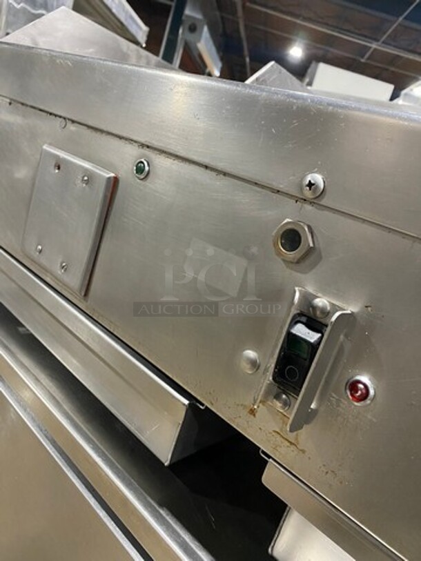 Woodstone Commercial Countertop Natural Gas Powered Flat Griddle! With Split Top! With Back & Side Splashes! All Stainless Steel! On Legs! Model: WSPL8364CT00NG SN: GP1826JUN1501852 - Image 8 of 10