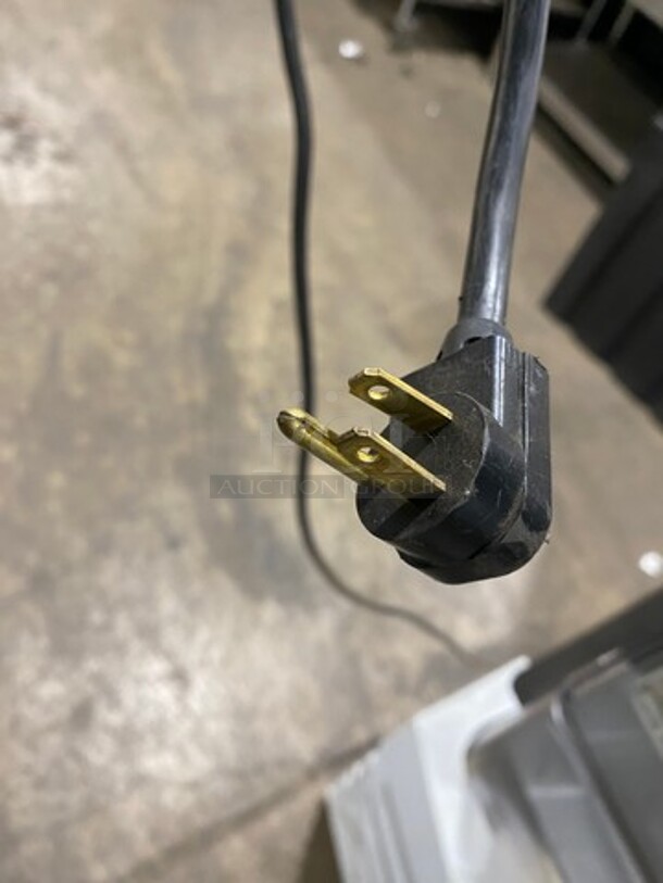 Beverage Air Commercial Refrigerated Open Grab-N-Go Drink Display Case! With Poly Drink Racks! Model: BZ131W SN: 11613267 115V 60HZ 1 Phase - Image 7 of 7