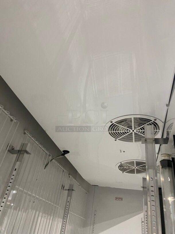 True Commercial 3 Door Reach In Freezer Merchandiser! With View Through Doors! With Poly Coated Racks! Model: GDM72F SN: 5352072 115/208/230V 60HZ 1 Phase - Image 5 of 7