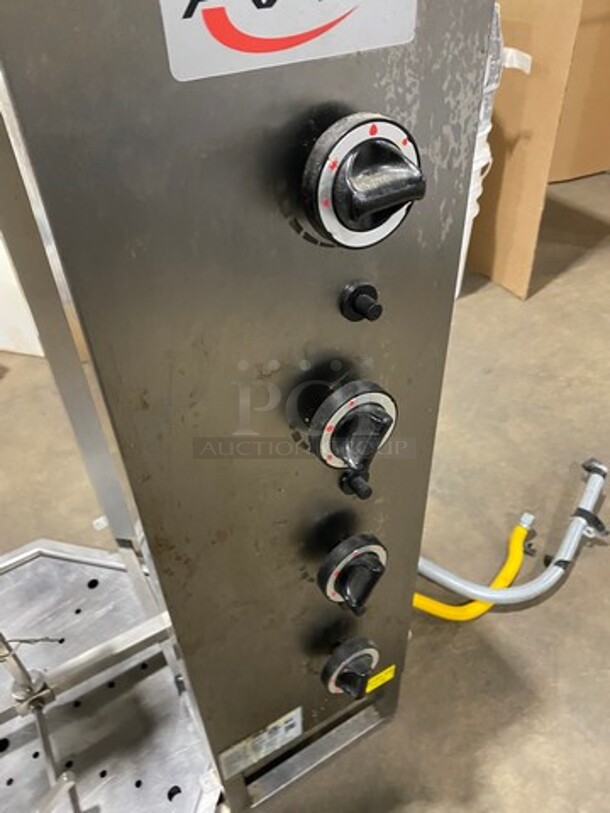 LATE MODEL! 2018 Axis Commercial Natural Gas Powered Kebab/ Gyro Machine! All Stainless Steel! Model: AXVB4 SN: 885900GD4UL180161! Working When Removed! - Image 7 of 9