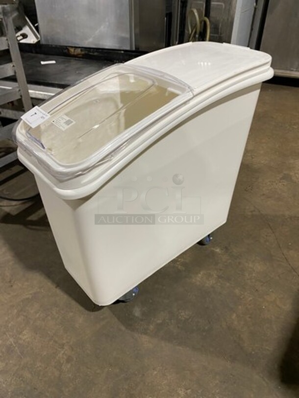 NEW! NEVER USED! Winco White Poly Ingredient Bin! With Clear Lid! On Casters! Model: IB21 - Image 3 of 8