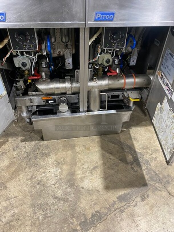 FAB! Pitco Frialator Commercial Natural Gas Powered 3 Bay Deep Fat Fryer! With Middle Fryer Basket Rack! With Oil Filter System! All Stainless Steel! On Casters! Model: SGH50 SN: G09DC011392 - Image 9 of 12