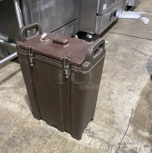 Cambro Insulated Beverage Dispenser! 2x Your Bid! - Image 3 of 8