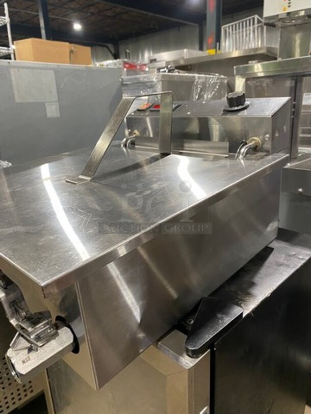 Commercial Countertop Deep Fat Fryer! All Stainless Steel! - Image 3 of 9