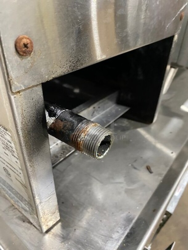 Sweet! Late Model! Sierra Commercial Countertop Natural Gas Powered 2 Burner Range! All Stainless Steel! On Small Legs! Model: SRHP212 SN: 2116070128M - Image 9 of 9