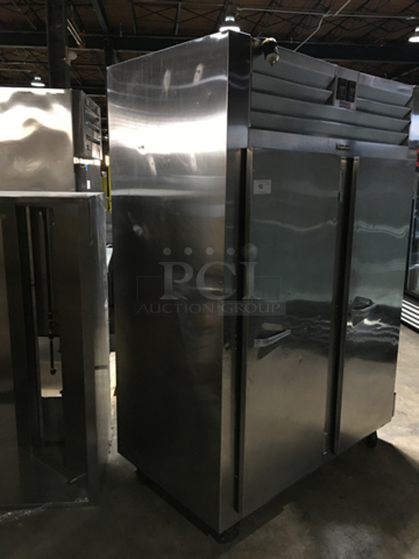 MUST HAVE! Traulsen 2 Door Half Cooler Half Freezer Combo Unit! All Stainless Steel! On Casters! Model: ADT232WUT-FHS  - Image 2 of 8
