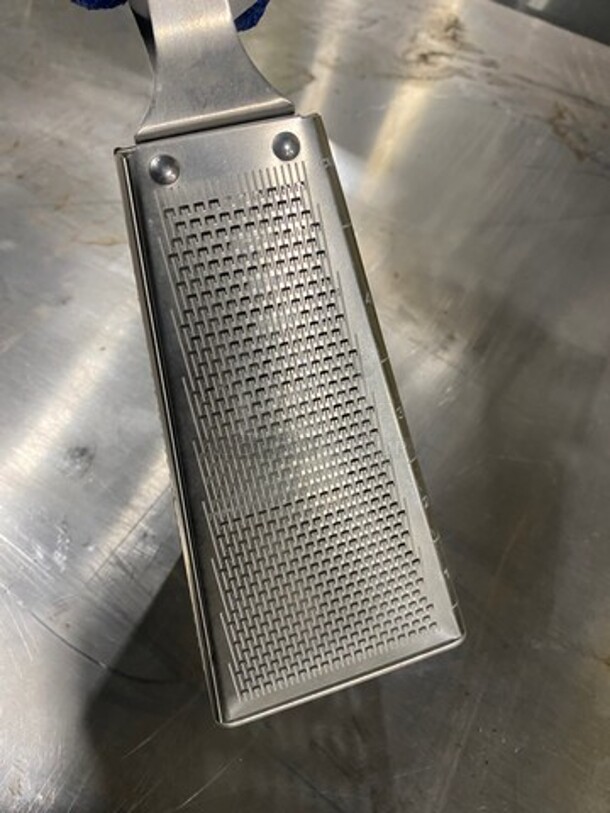 Cuisipro 4-Sided Cheese Grater! - Image 3 of 5