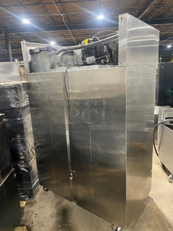 Continental Commercial 2 Door Reach In Freezer! Solid Stainless Steel! On Casters! Model: DL2FESS SN: 143B9271 115V 60HZ 1 Phase - Image 3 of 9