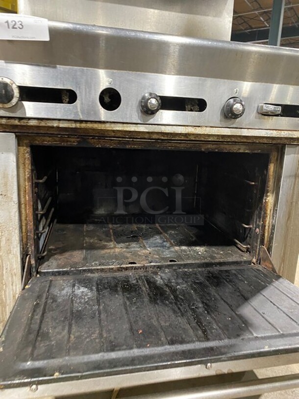 Us Range Stainless Steel Commercial Natural Gas Powered 2 Burner Range w/ Left Side Flat Top Griddle! With Oven And Back Splash! On Commercial Casters! - Image 6 of 8