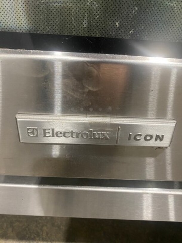 Electrolux 4 Burner Stove! With Back Splash! With Oven Underneath! Metal Oven Racks! All Stainless Steel! Model: E30GF74HPS1 SN: NF83812153 - Image 12 of 12