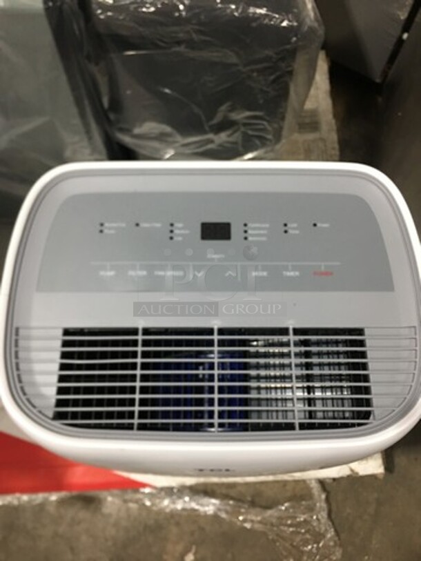 NEW! OUT OF THE BOX! SCRATCH-N-DENT! TCL 70 Pint Portable Dehumidifier Unit! With Built In Pump! Model: DEA70EP 115V - Image 9 of 9