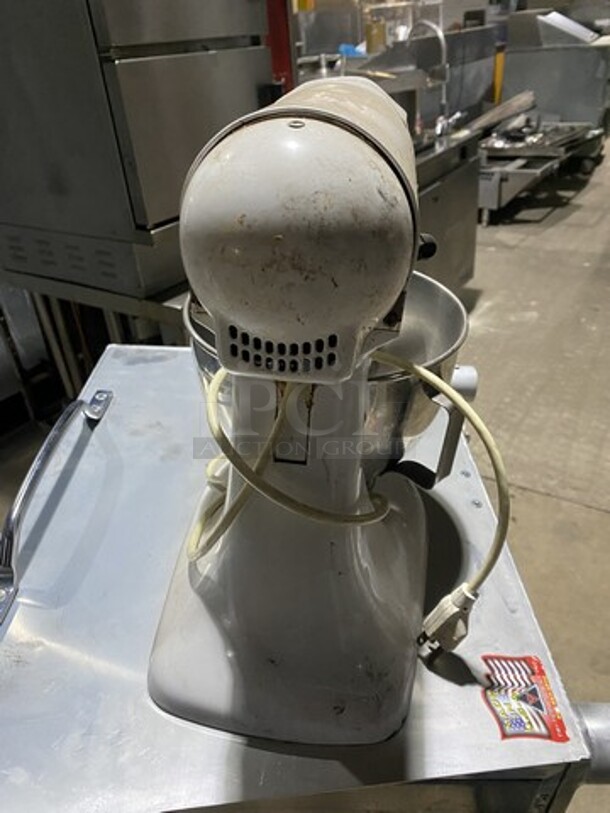 Kitchen Aid Counter Top Planetary Mixer! Model KSM90! With Bowl & Paddle! 115V 1 Phase!  - Image 4 of 8