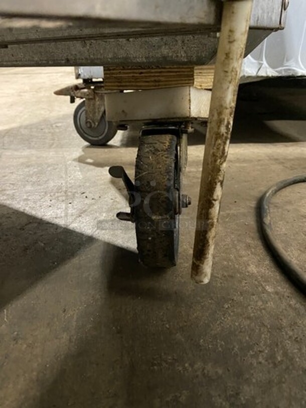 Randell Commercial Electric Powered 4 Well Steam Table! With Storage Space Underneath! All Stainless Steel! On Casters! WORKING WHEN REMOVED! Model: 3614 SN: J12574211 208V 60HZ 3 Phase - Image 8 of 11