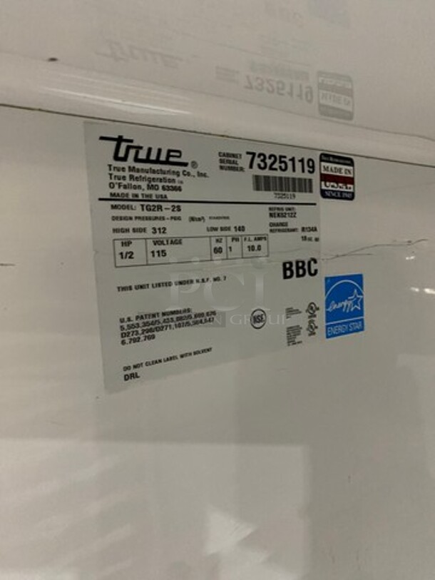 NICE! True Commercial 2 Door Reach In Cooler! With Poly Coated Racks And Pan Rack! All Stainless Steel! On Casters! Model: TG2R2S SN: 7325119 115V 1 Phase! Working When Removed! - Image 7 of 9