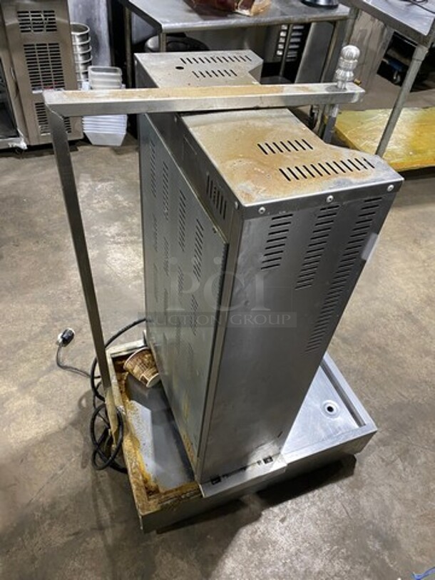 LATE MODEL! 2020 Remta Commercial Countertop Electric Powered Vertical Broiler Gyro Machine! All Stainless Steel! WORKING WHEN REMOVED! Model: MA03 SN: MA030000138 220/230V - Image 4 of 10