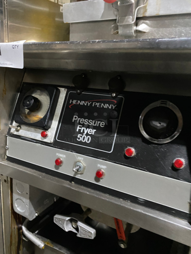 Henny Penny Pressure Fryer 500! With Frying Basket! Electric! All Stainless Steel! On Casters! Model: 500 SN: EB051HH 208V 60HZ 3 Phase - Image 7 of 10