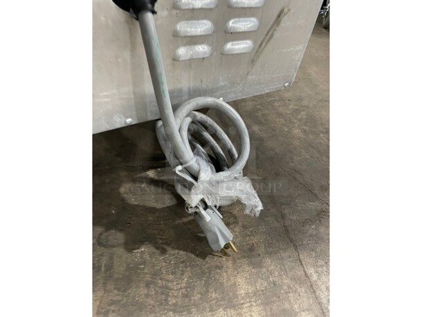 Nice! Metro Commercial Insulated Heating/Proofing Cabinet/Food Warmer! Model C199HM2000! 120V 1Phase! On Casters! - Image 8 of 8