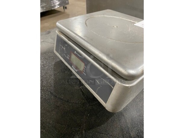 San Jamar Escali SCDGM66 Metal Countertop 66 Pound Capacity Scale! - Image 4 of 6