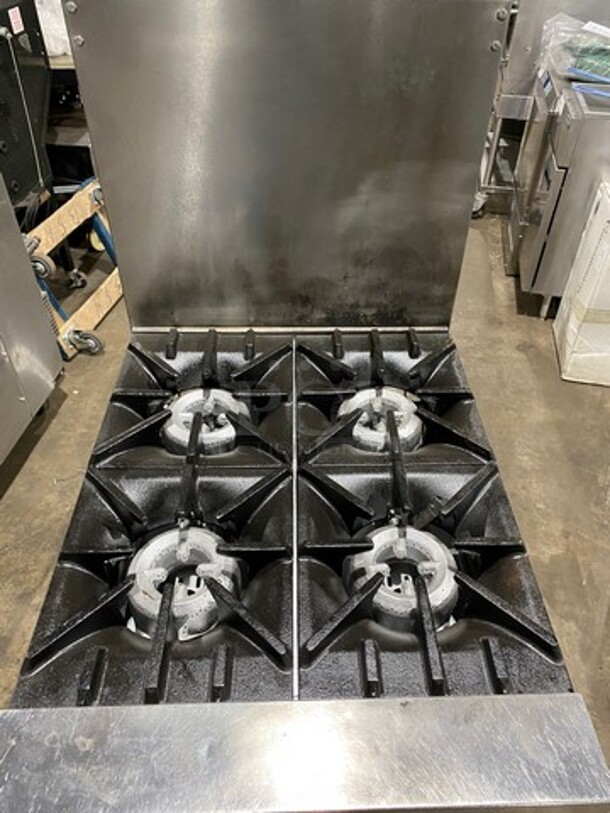 Sunfire Commercial Natural Gas Powered 4 Burner Stove! With Raised Back Splash! With Oven Underneath! All Stainless Steel! On Casters! - Image 5 of 9