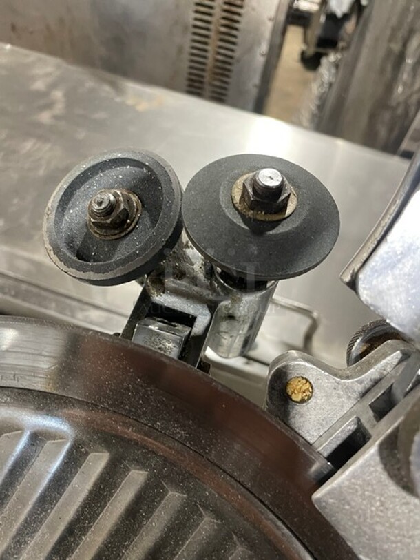 Globe Commercial Heavy Duty Countertop Deli Meat Slicer! Model 500! 115V 1 Phase!  - Image 5 of 8