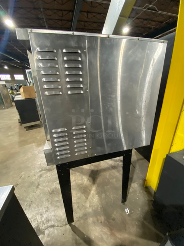 Imperial Commercial Natural Gas Powered Convection Oven! With View Through Door! With Metal Oven Racks! Stainless Steel! On Legs! - Image 4 of 7
