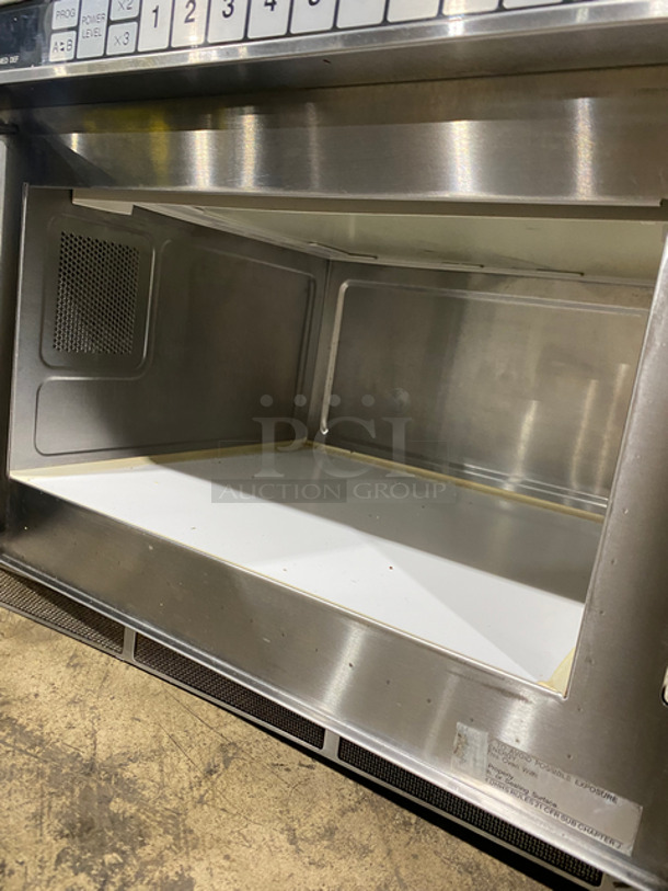 Panasonic Commercial Countertop Microwave Oven! With View Through Door! All Stainless Steel! Model: NE1757R SN: 6C74200414 208/230V 1 Phase - Image 5 of 8