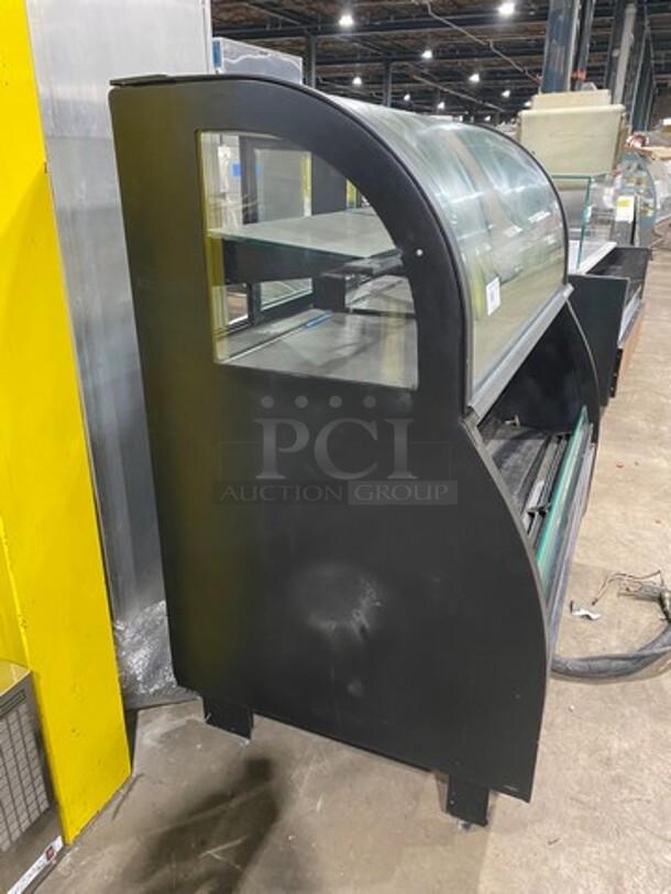 Structural Concepts Commercial Open Grab-N-Go Display Case Merchandiser! With Top Dry Display Case Merchandiser! With Rear Access Doors! NO COMPRESSOR! Model: SB57543631 SN: 597981EI133616 115V 60HZ 1 Phase - Image 2 of 9