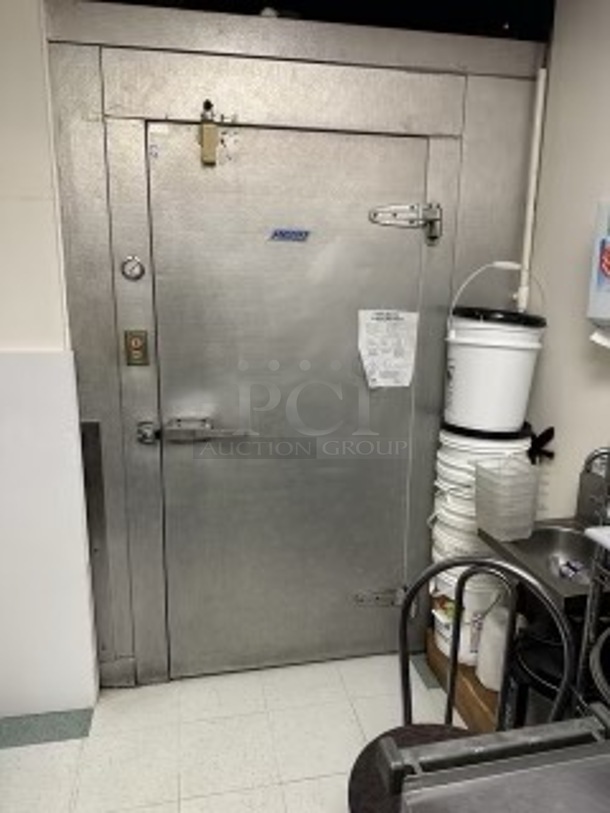 6'x8' Penn Walk In Cooler Box w/ Copeland RST80C1E-TA5-150 200-230 Volt, 3 Phase Compressor and Trenton TPLP211MAS1BR6 115 Volt, 1 Phase Condenser. Picture of the Unit Before Removal Is Included In the Listing. - Image 1 of 9