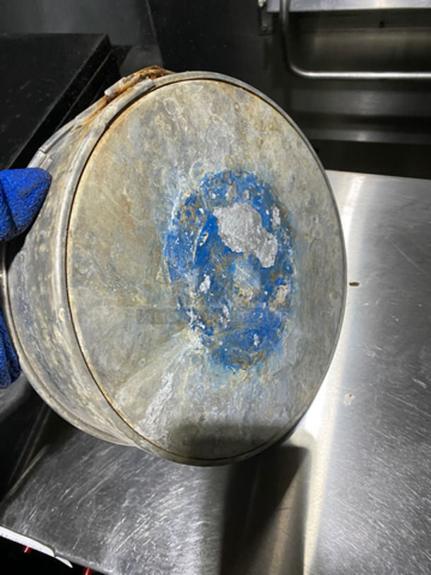 ALL ONE MONEY! Various Size Round Metal Baking Pans! - Image 3 of 4