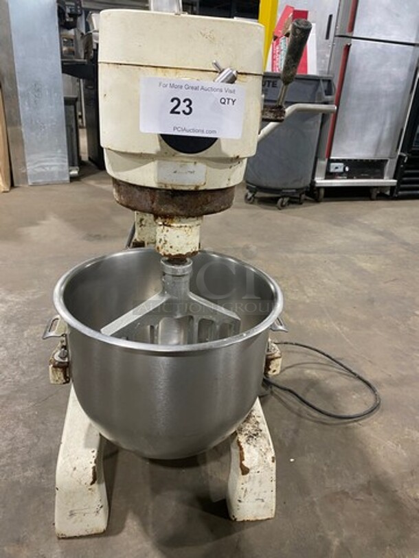 Berkel Commercial 20QT Planetary Mixer! With Mixing Bowl! With Paddle Attachment! Model: BX20 SN: 9251100101947 115V 60HZ 1 Phase