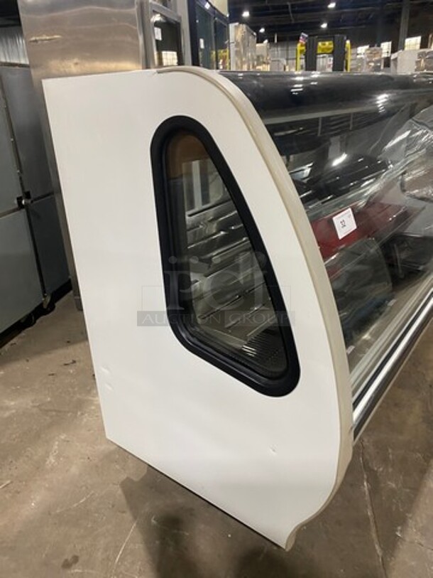 Pro Kold Commercial Refrigerated Deli/Bakery Display Case Merchandiser! With Curved Front Glass! With Rear Access Doors! Model: TEM2000 SN: C55180800187 120V - Image 2 of 9