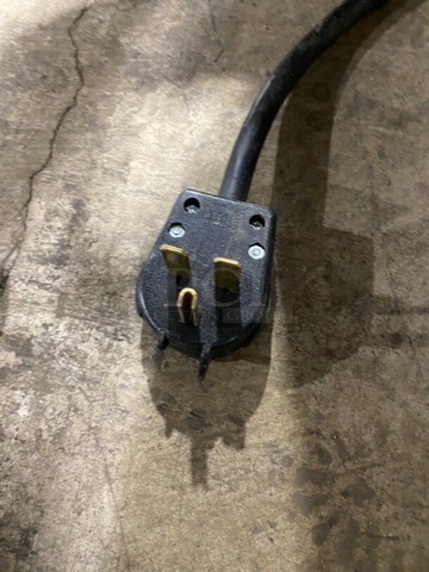 2013 Turbo Chef Commercial Countertop Rapid Cook Oven! On Small Legs! Model: NGO SN: NGOD06580 208/240V 60HZ 1 Phase - Image 8 of 8