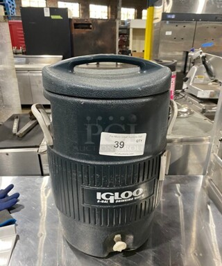 IGLOO 5 Gallon Cooler!