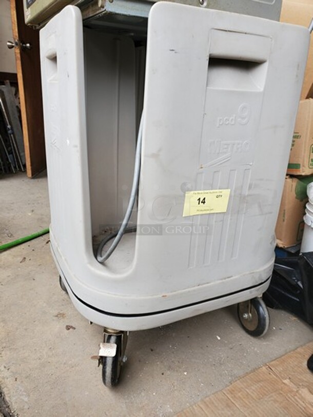 Metro Pcd 9 Dish Dolly  - Image 2 of 2