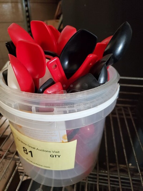 Lot Of Salad Bar-Buffet Spoon  - Image 5 of 5