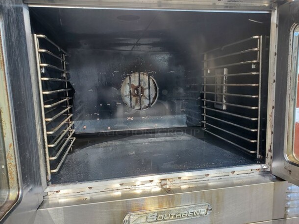 SOUTHBEND Full Size Single Deck Convection Oven (No Racks) 38X30X29 - Image 5 of 8