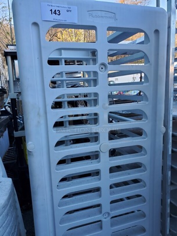 Rubbermaid cooling rack  - Image 1 of 8