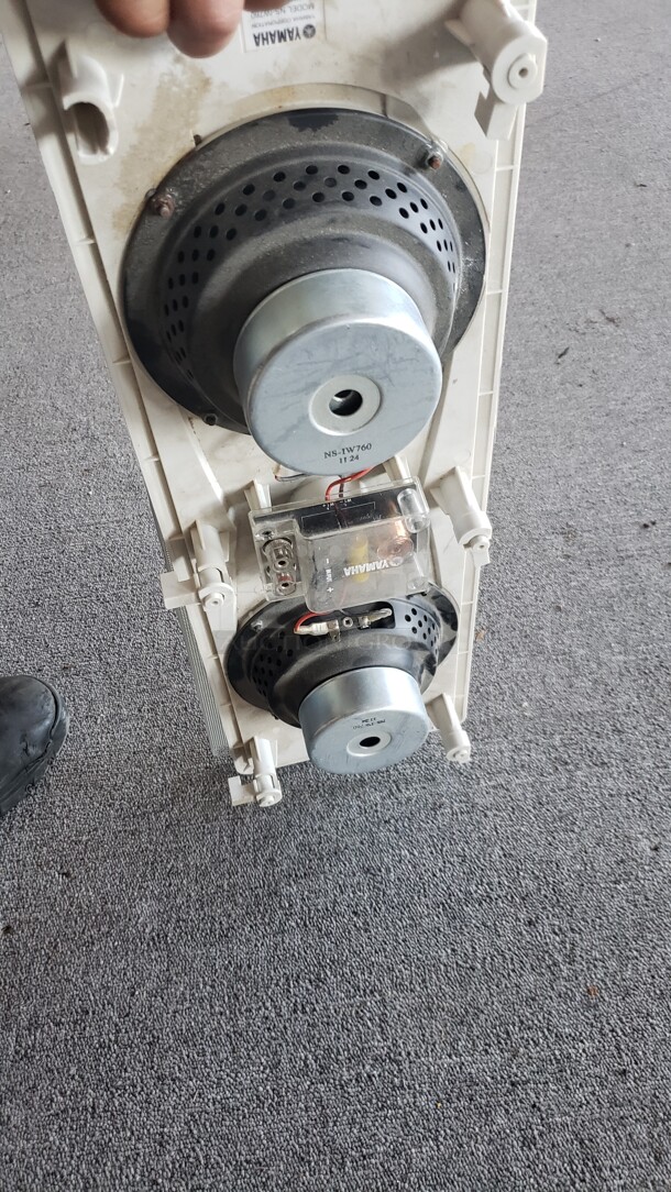 Yamaha Speaker Not tested (Location 2) - Image 2 of 2