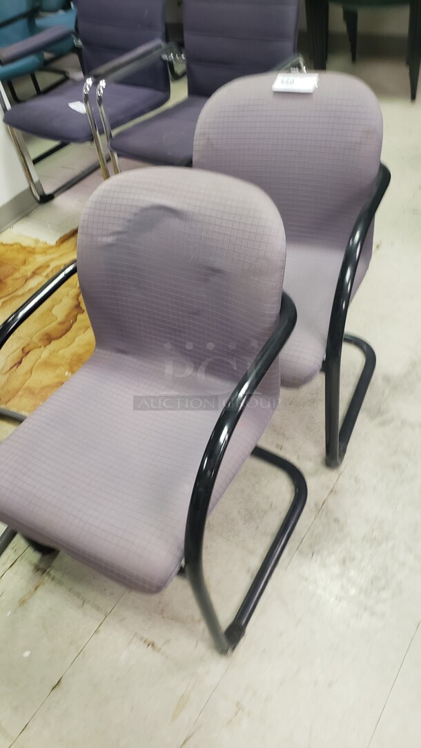 Lot of 2 Chairs

(Location 2) - Image 1 of 1