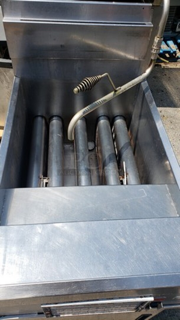 Frymaster High Efficiency Common Cabinet Fryer w/ Filter! Natural gas! - Image 3 of 8