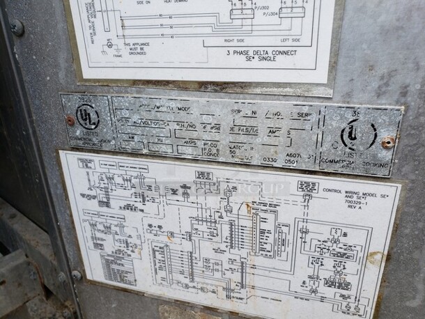 Pitco Electric Fryer!

480 V
3 PH
50/ 60 Hz  - Image 5 of 7