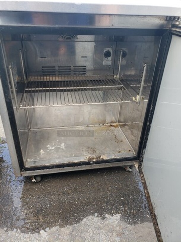 Turbo Air TUR-28SD 27 1/2" W Undercounter Refrigerator! - Image 2 of 4