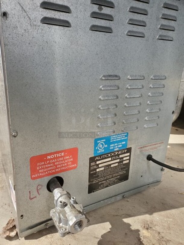 Optimal Automatics 3PGM Autodoner LP Gas 35 lb. Vertical Broiler/	
Gas Gyro Machine,120V/1 PH Very nice condition! - Image 5 of 5