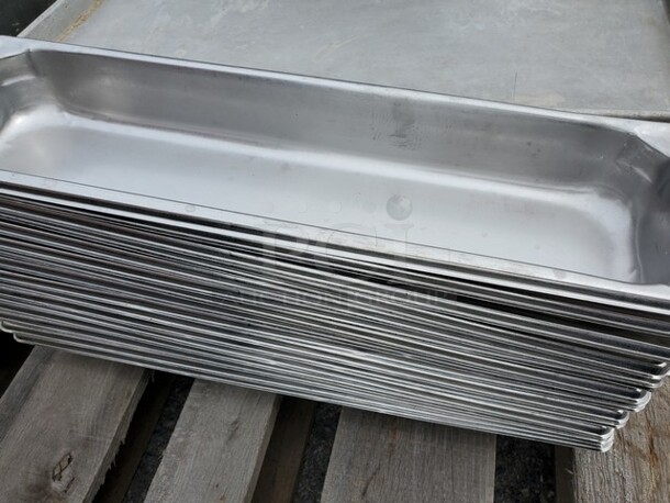  1/2 Size Long 4" Deep Stainless Steel Steam Table BIDX16  - Image 5 of 5