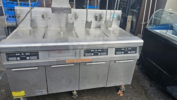 Frymaster FFMPH355BLSC Natural Gas 3 Bay Fryer with Dump Station. - Image 4 of 9