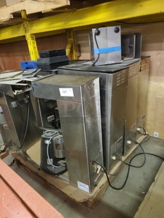 ALL ONE MONEY Lot of miscellaneous Coffee Brewers (for parts only)