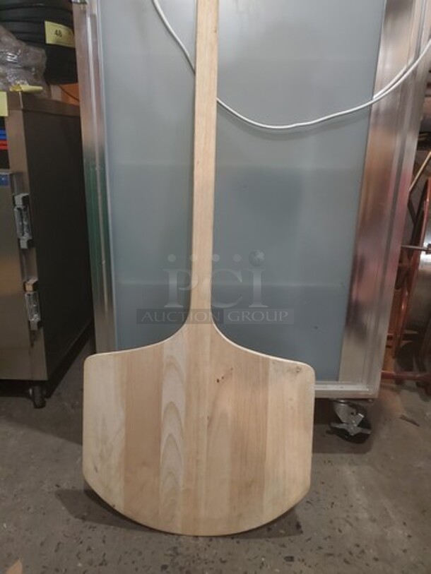 18" x 16" Wooden Pizza Peel with 25" Handle, Brand New! - Image 1 of 3