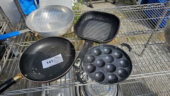 Lot of Miscellaneous Kitchenware 
(4X BID)